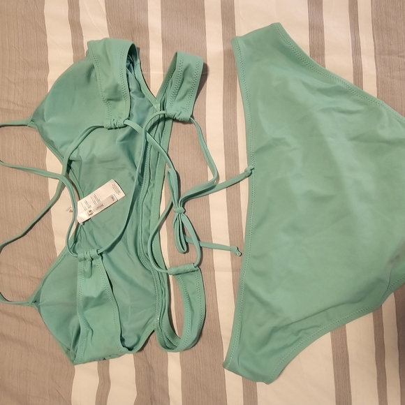 CUPSHE Bikini NWT - Picture 2 of 4